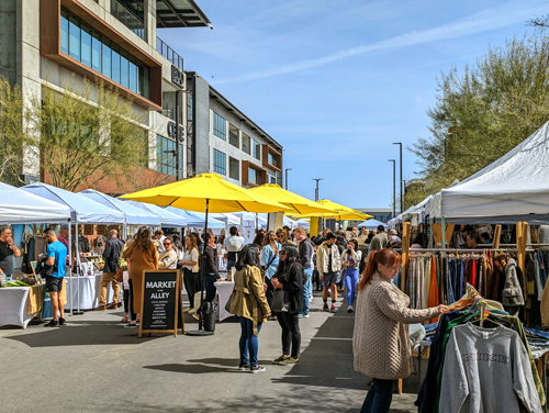 Market in the Alley | Uncommons